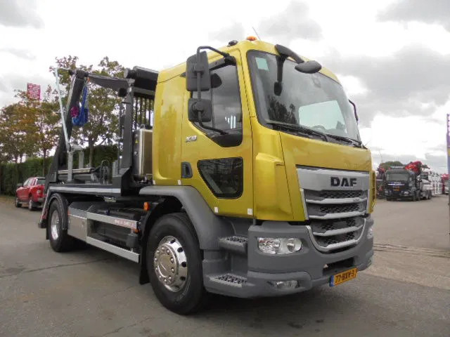 DAF XD XB 290 NIEUW MET FABRIEKS GARANTIE - Camião multibenne: foto 3 DAF XD XB 290 NIEUW MET FABRIEKS GARANTIE - Camião multibenne: foto 3