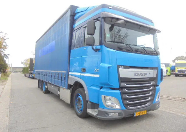 DAF XF 410 6X2 NL TRUCK TUV 03-26 - Camião de lona: foto 3 DAF XF 410 6X2 NL TRUCK TUV 03-26 - Camião de lona: foto 3