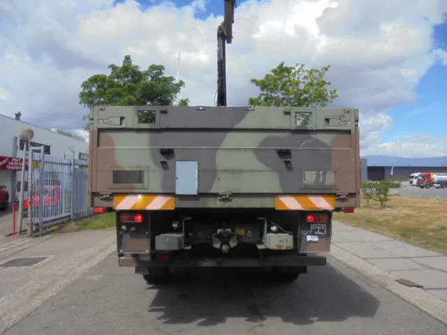 DAF YHZ 2300 6X6 + HIAB CRANE - Camião de caixa aberta/ Plataforma, Camião grua: foto 4 DAF YHZ 2300 6X6 + HIAB CRANE - Camião de caixa aberta/ Plataforma, Camião grua: foto 4