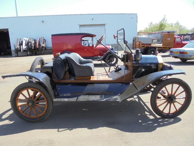 Ford Model T SPEEDSTER - Automóvel: foto 5 Ford Model T SPEEDSTER - Automóvel: foto 5