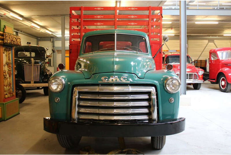 GMC 1948 GMC - Camião de caixa aberta/ Plataforma: foto 3 GMC 1948 GMC - Camião de caixa aberta/ Plataforma: foto 3