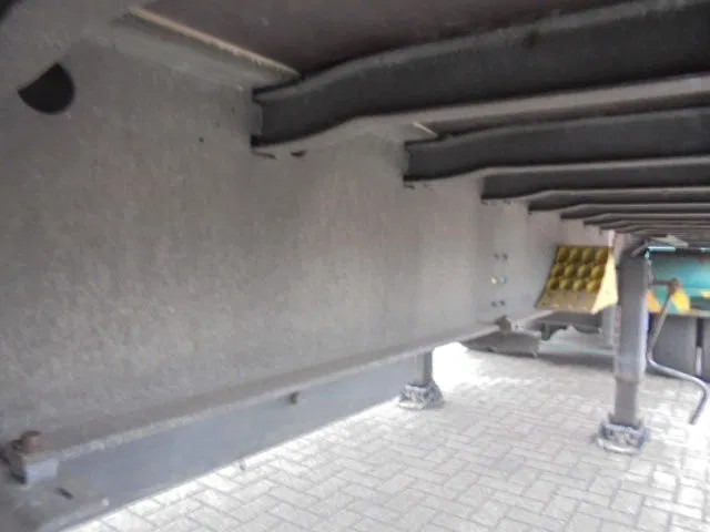 Leasing de Hertoghs LPRS9 NL KENTEKEN Hertoghs LPRS9 NL KENTEKEN: foto 9 Leasing de Hertoghs LPRS9 NL KENTEKEN Hertoghs LPRS9 NL KENTEKEN: foto 9