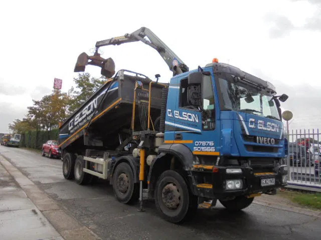 Iveco AD340T36 8X4 - Camião basculante, Camião grua: foto 5 Iveco AD340T36 8X4 - Camião basculante, Camião grua: foto 5