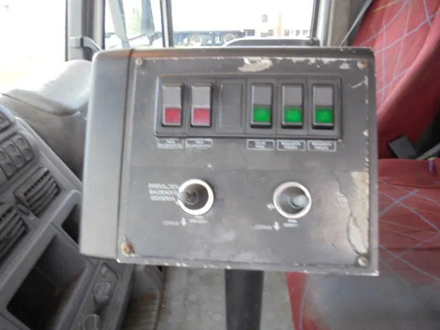 Leasing de Iveco Stralis 270 Iveco Stralis 270: foto 20