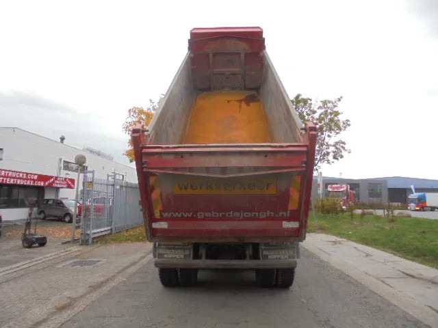 MAN TGS 41.440 8X8 NL TRUCK MANUAL GEARBOX - Camião basculante: foto 5 MAN TGS 41.440 8X8 NL TRUCK MANUAL GEARBOX - Camião basculante: foto 5