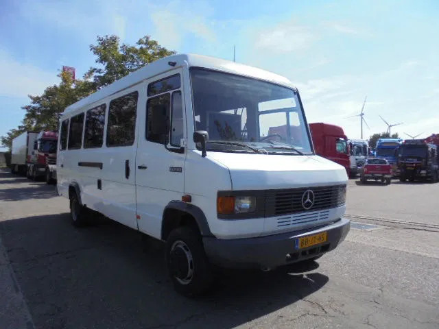 Mercedes-Benz 609D - Minibus, Furgão de passageiros: foto 3 Mercedes-Benz 609D - Minibus, Furgão de passageiros: foto 3