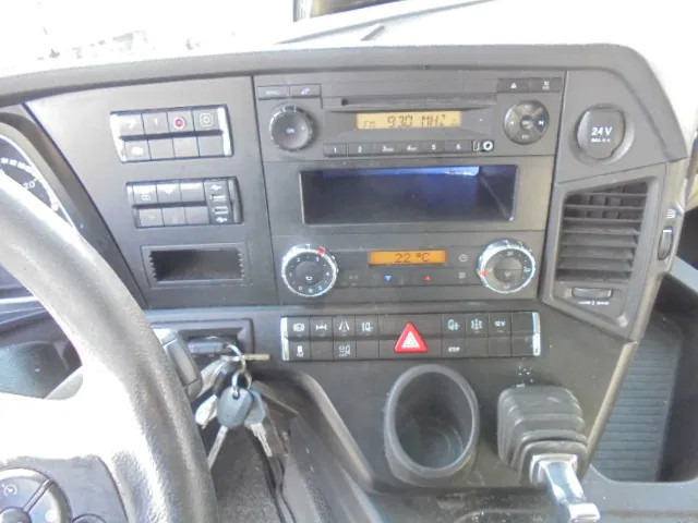 Camião chassi Mercedes-Benz Actros 2340 6X2 EUR 6: foto 9