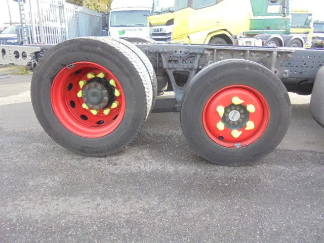 Mercedes-Benz Actros 2340 6X2 EUR 6 - Camião chassi: foto 5 Mercedes-Benz Actros 2340 6X2 EUR 6 - Camião chassi: foto 5