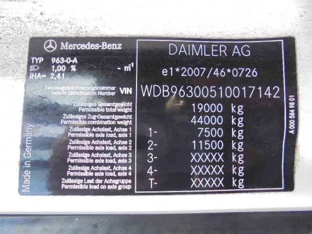 Camião chassi Mercedes-Benz Actros 2340 6X2 EUR 6: foto 15