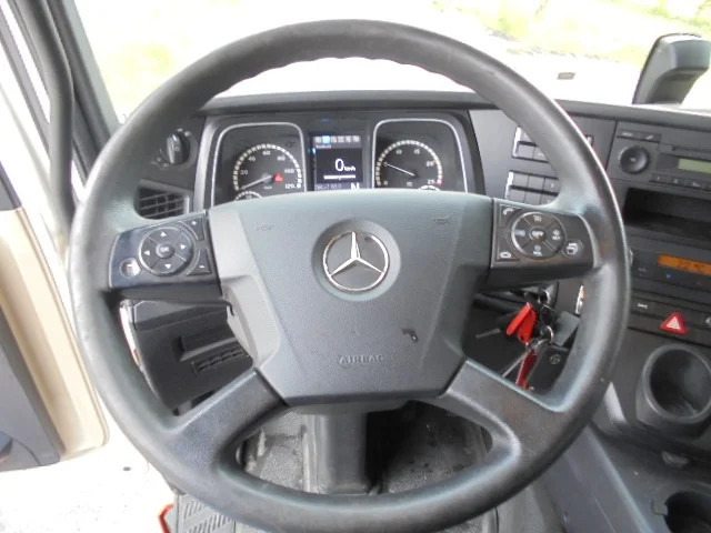 Leasing de Mercedes-Benz Actros 2340 Mercedes-Benz Actros 2340: foto 12