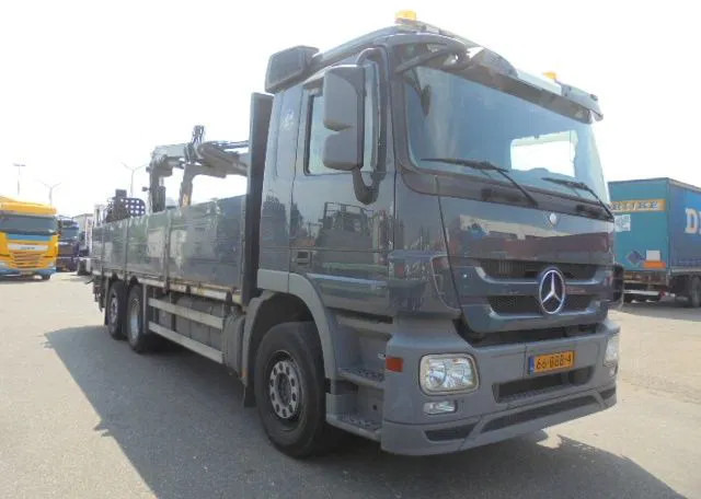 Mercedes-Benz Actros 2532 NL TRUCK - Camião grua: foto 2 Mercedes-Benz Actros 2532 NL TRUCK - Camião grua: foto 2