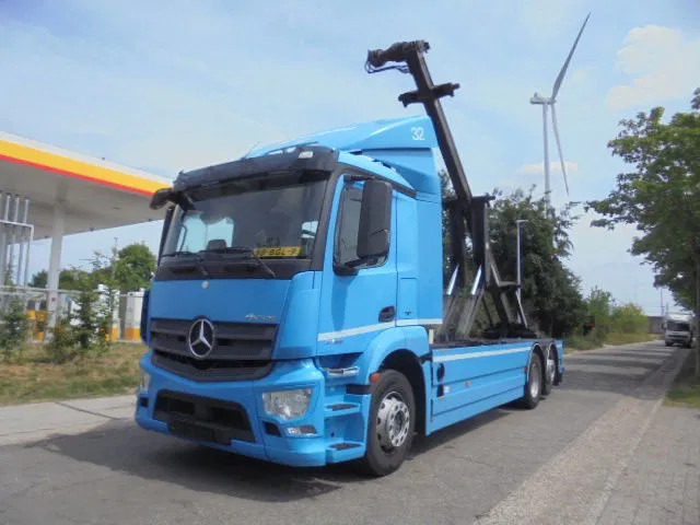 Mercedes-Benz Antos 2733 - Camião com sistema de cabo: foto 1 Mercedes-Benz Antos 2733 - Camião com sistema de cabo: foto 1
