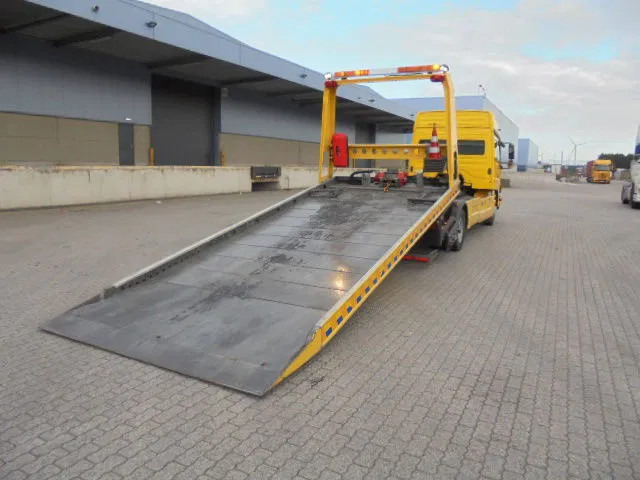 Caminhão reboque Mercedes-Benz Atego 1224 NL TRUCK: foto 10
