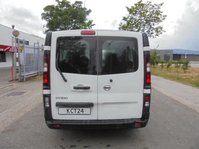 Nissan NV 300 - Ônibus: foto 5 Nissan NV 300 - Ônibus: foto 5