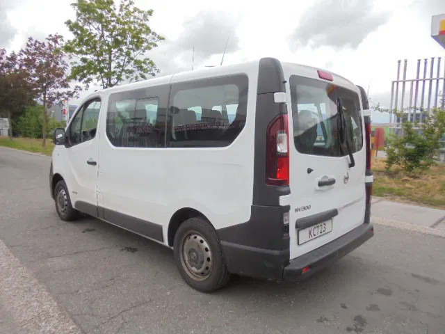 Nissan NV 300 - Ônibus: foto 4 Nissan NV 300 - Ônibus: foto 4