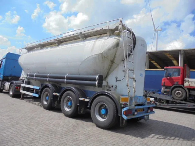 SPITZER BPSF50 - Semirreboque tanque: foto 5 SPITZER BPSF50 - Semirreboque tanque: foto 5