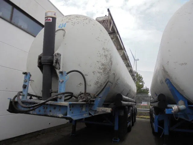 SPITZER EUROVRAC BP SK50 - Semirreboque tanque: foto 1 SPITZER EUROVRAC BP SK50 - Semirreboque tanque: foto 1