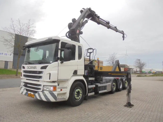 Scania P370 8X2 HAAK + KRAAN NL TRUCK LOW KM - Camião polibenne, Camião grua: foto 1 Scania P370 8X2 HAAK + KRAAN NL TRUCK LOW KM - Camião polibenne, Camião grua: foto 1