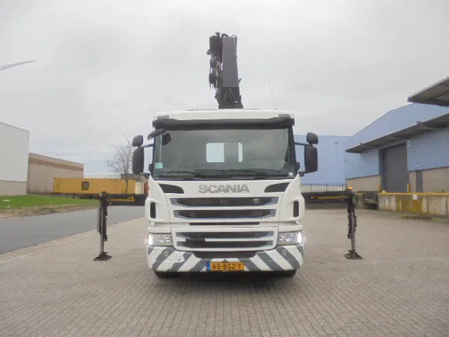 Scania P370 8X2 HAAK + KRAAN NL TRUCK LOW KM - Camião polibenne, Camião grua: foto 5 Scania P370 8X2 HAAK + KRAAN NL TRUCK LOW KM - Camião polibenne, Camião grua: foto 5