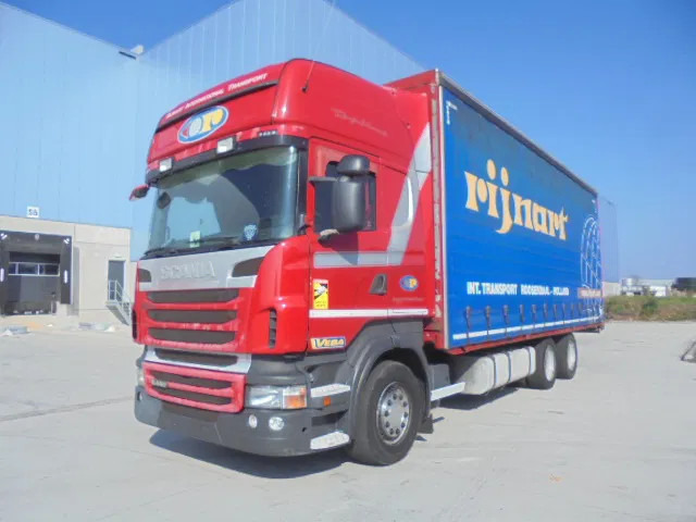 Scania R440 6X2 RETARDER BDF - Camião furgão: foto 1 Scania R440 6X2 RETARDER BDF - Camião furgão: foto 1
