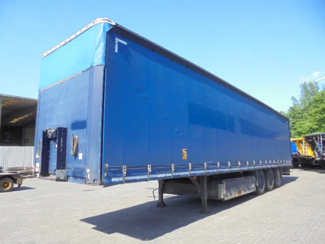 Schmitz Cargobull S01 - Semi-reboque de lona: foto 1 Schmitz Cargobull S01 - Semi-reboque de lona: foto 1