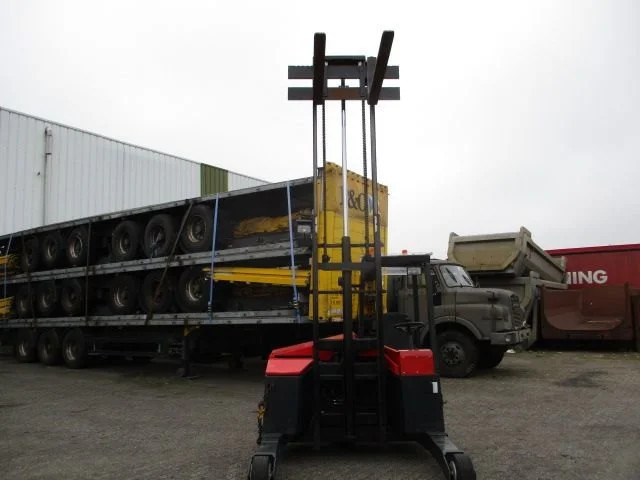 Empilhadeira montada em caminhão Terberg KINGLIFT TKL-S-X3: foto 13