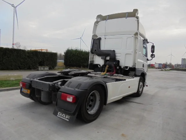 DAF CF 400 CF85-400 - Tractor: foto 4 DAF CF 400 CF85-400 - Tractor: foto 4
