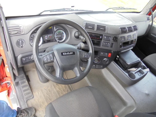 Tractor DAF CF 440: foto 11