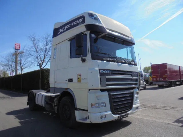 DAF XF 105.460 SUPERSPACE - Tractor: foto 3 DAF XF 105.460 SUPERSPACE - Tractor: foto 3