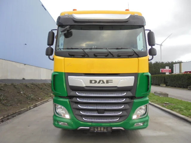 DAF XF 106.480 + PTO - Tractor: foto 2 DAF XF 106.480 + PTO - Tractor: foto 2