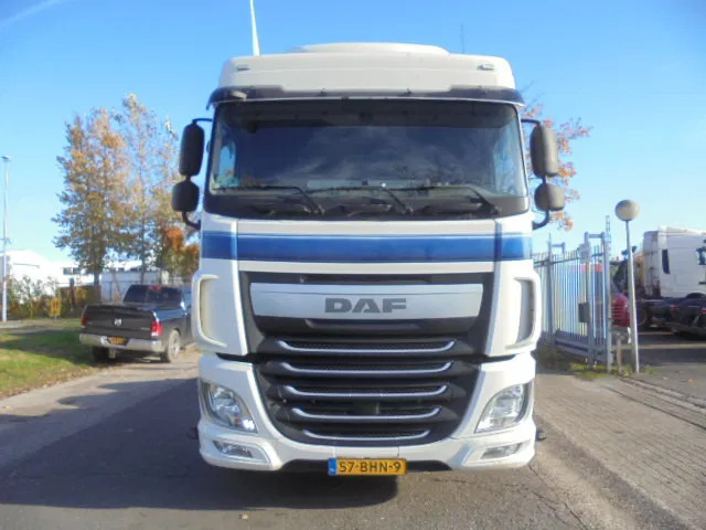 DAF XF 440 6X2 + HYDROSET TUV 10-2026 - Tractor: foto 2 DAF XF 440 6X2 + HYDROSET TUV 10-2026 - Tractor: foto 2