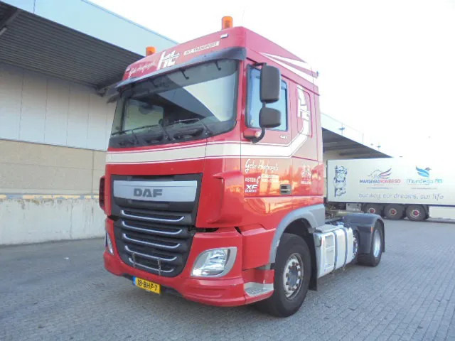 DAF XF 440 6X2 NL TRUCK - Tractor: foto 1 DAF XF 440 6X2 NL TRUCK - Tractor: foto 1