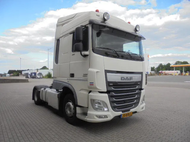 DAF XF 440 NL TRUCK - Tractor: foto 3 DAF XF 440 NL TRUCK - Tractor: foto 3