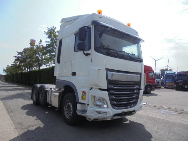DAF XF 440 + RETARDER - Tractor: foto 2 DAF XF 440 + RETARDER - Tractor: foto 2