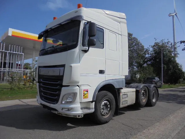 DAF XF 440 + RETARDER - Tractor: foto 1 DAF XF 440 + RETARDER - Tractor: foto 1