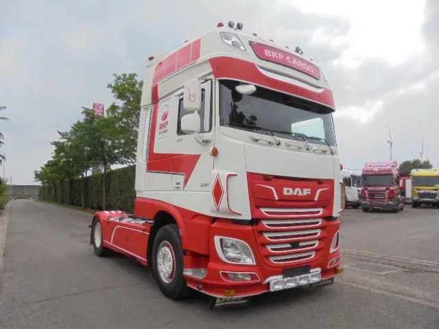 DAF XF 530 SSC INTARDER - Tractor: foto 3 DAF XF 530 SSC INTARDER - Tractor: foto 3