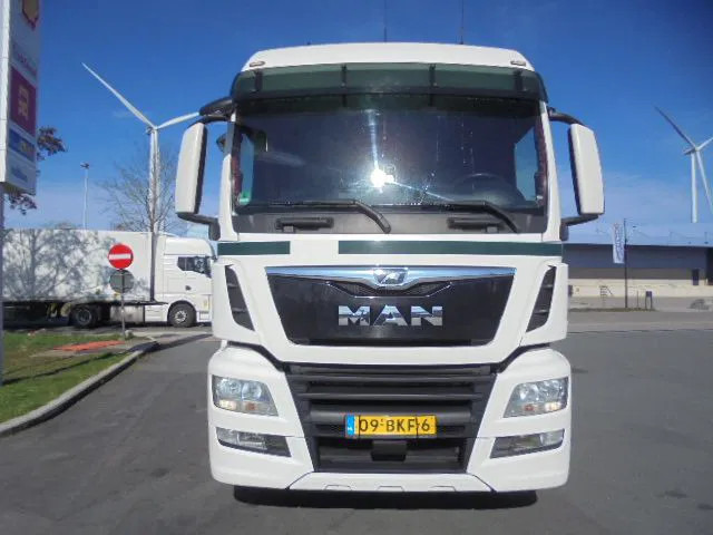 MAN TGS 18.320 - Tractor: foto 2 MAN TGS 18.320 - Tractor: foto 2