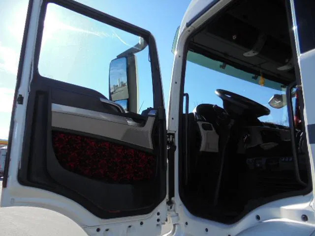 Tractor MAN TGS 18.320: foto 9