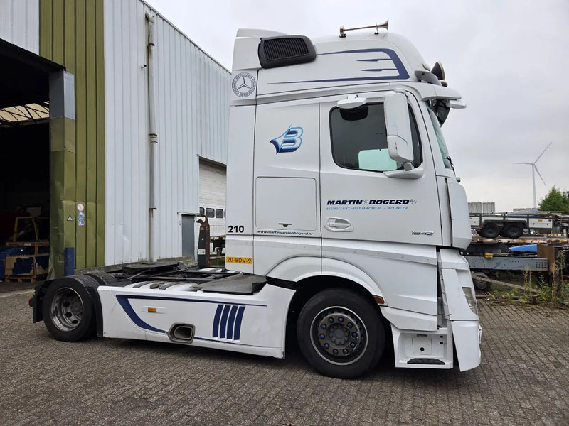 Mercedes-Benz Actros 1842 LS CABINE SCHADE NL TRUCK - Tractor: foto 3 Mercedes-Benz Actros 1842 LS CABINE SCHADE NL TRUCK - Tractor: foto 3