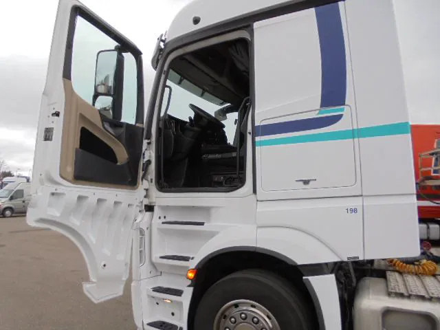 Tractor Mercedes-Benz Actros 1842 LS EUR6: foto 8