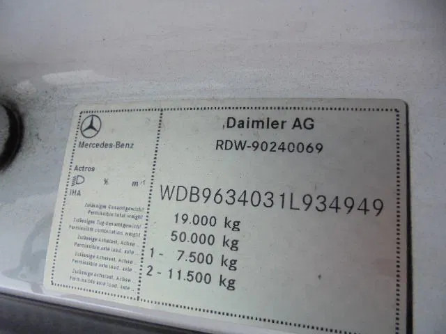 Tractor Mercedes-Benz Actros 1842 LS EUR6: foto 18