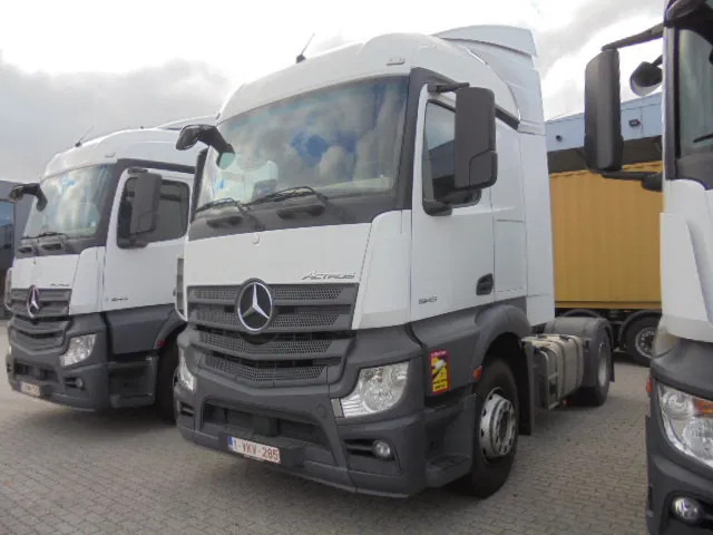 Mercedes-Benz Actros 1943 BELGIUM REGISTRATION - Tractor: foto 1 Mercedes-Benz Actros 1943 BELGIUM REGISTRATION - Tractor: foto 1