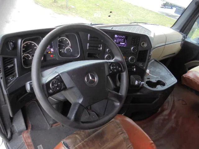 Tractor Mercedes-Benz Actros 1943 LS: foto 13