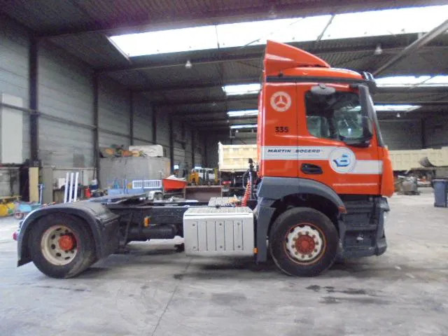 Mercedes-Benz Antos 1832 CABINE SCHADE FOR PARTS - Tractor: foto 4 Mercedes-Benz Antos 1832 CABINE SCHADE FOR PARTS - Tractor: foto 4