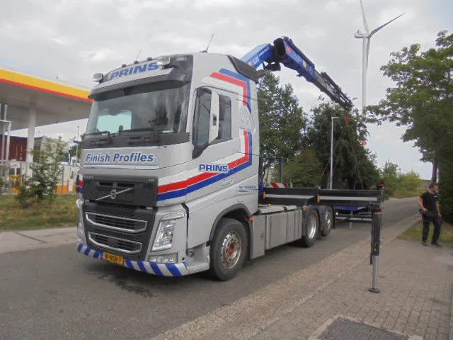 Volvo FH 420 6X2 NL TRUCK - Tractor: foto 1 Volvo FH 420 6X2 NL TRUCK - Tractor: foto 1