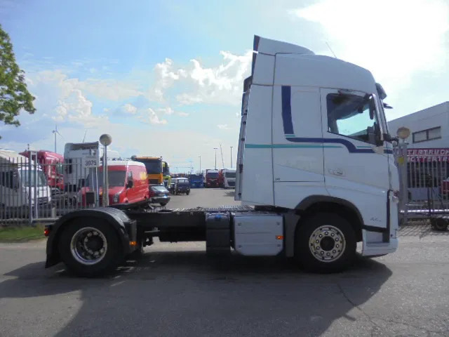 Volvo FH 420 NL TRUCK - Tractor: foto 4 Volvo FH 420 NL TRUCK - Tractor: foto 4