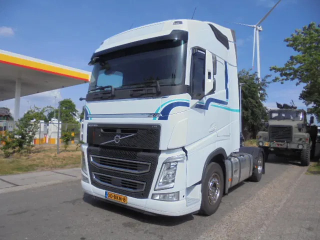 Volvo FH 420 NL TRUCK - Tractor: foto 1 Volvo FH 420 NL TRUCK - Tractor: foto 1