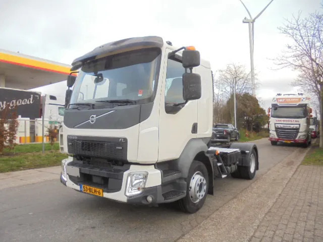 Volvo FL 260 LOW KM NL TRUCK APK 09-2026 - Tractor: foto 1 Volvo FL 260 LOW KM NL TRUCK APK 09-2026 - Tractor: foto 1