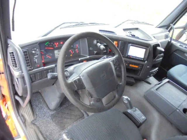 Leasing de Volvo FM 410 6X2 ADR + HYDRAULICS NL TRUCK Volvo FM 410 6X2 ADR + HYDRAULICS NL TRUCK: foto 13