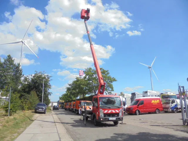 Renault Maxity 120 DXI - Veículo comercial: foto 2 Renault Maxity 120 DXI - Veículo comercial: foto 2